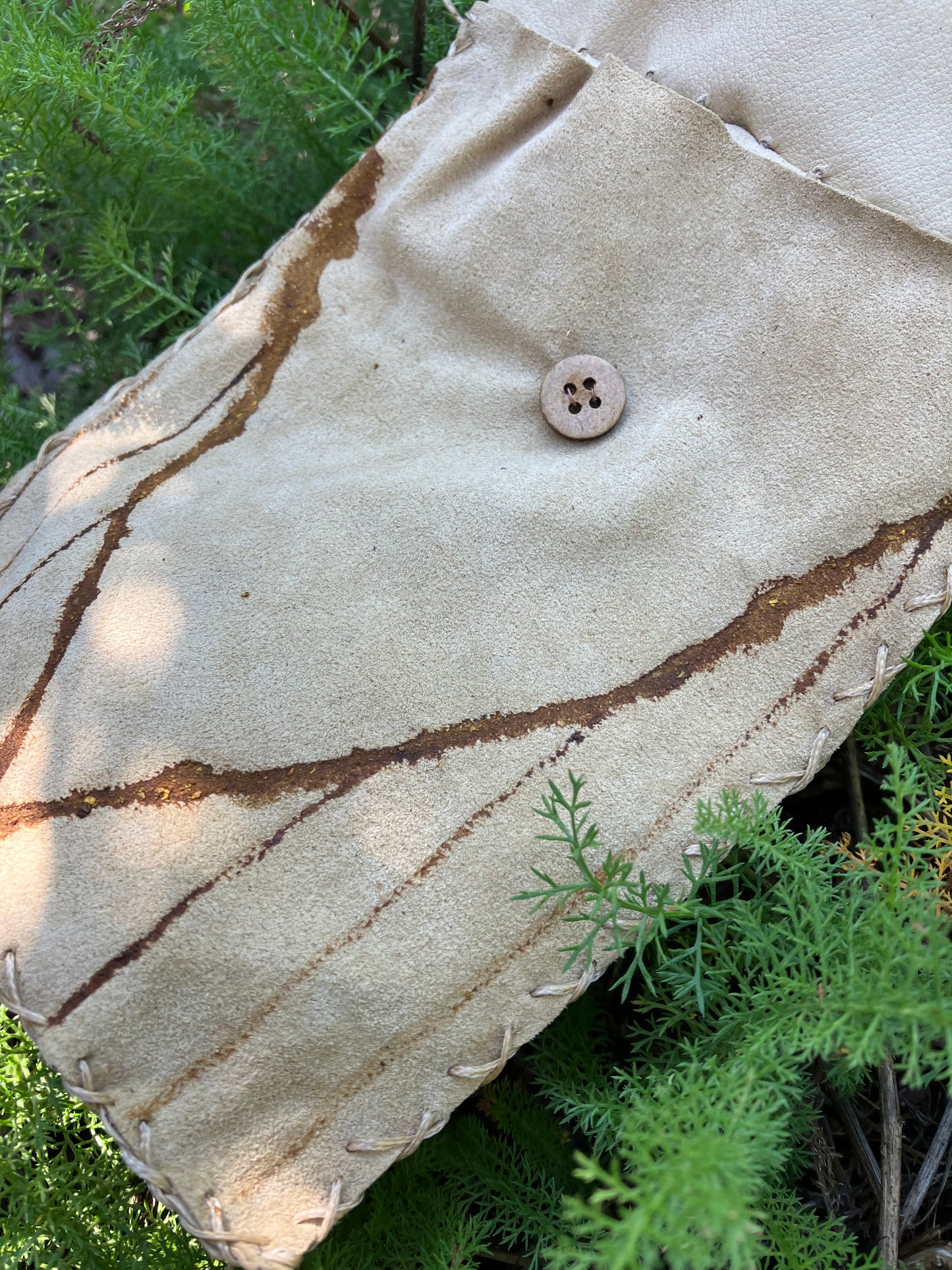 ⛦⃝ herbal dyed leather pouch ✧