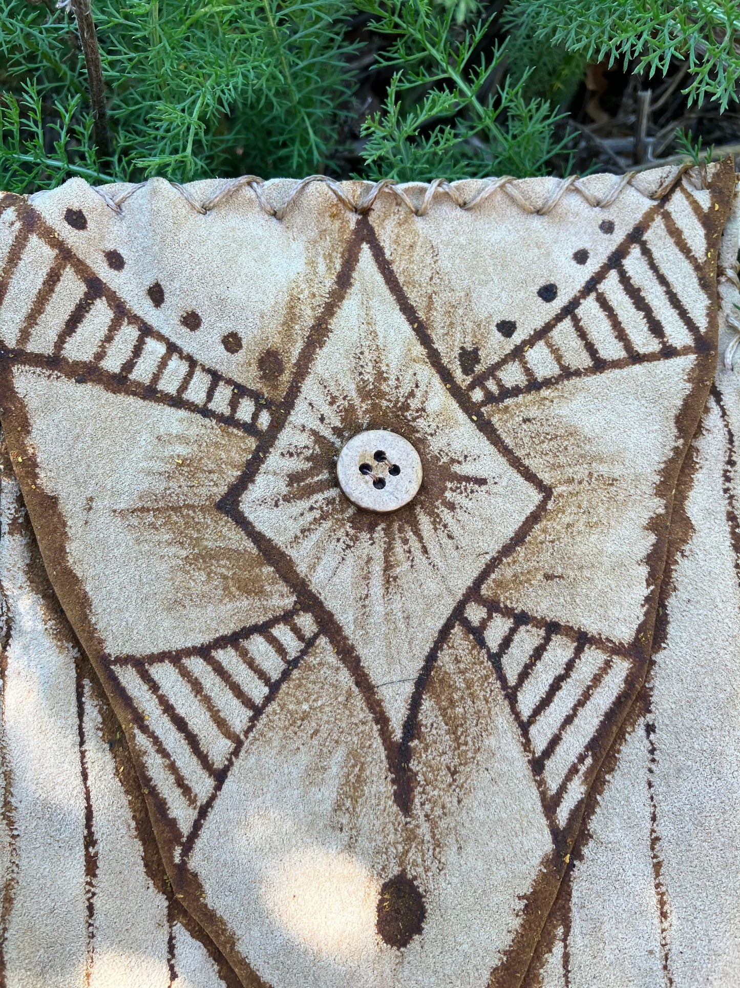 ⛦⃝ herbal dyed leather pouch ✧