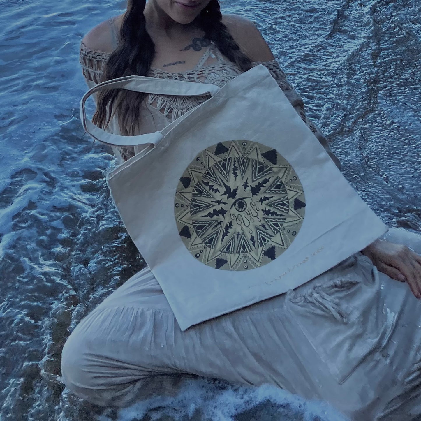 𓍊𓋼 trippy drippy organic cotton canvas tote bag ⋆