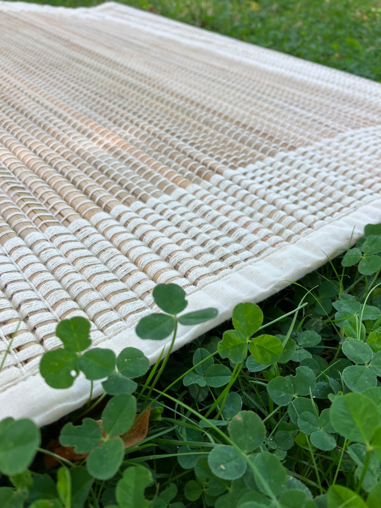 organic straw & cotton mat
