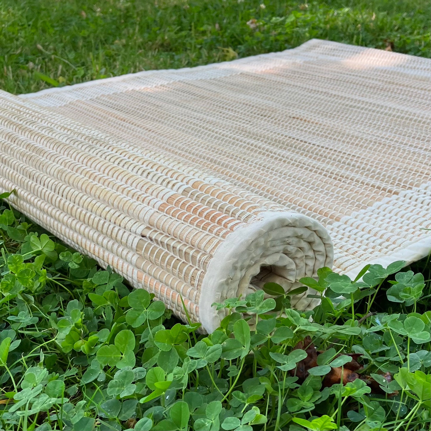 organic straw & cotton mat