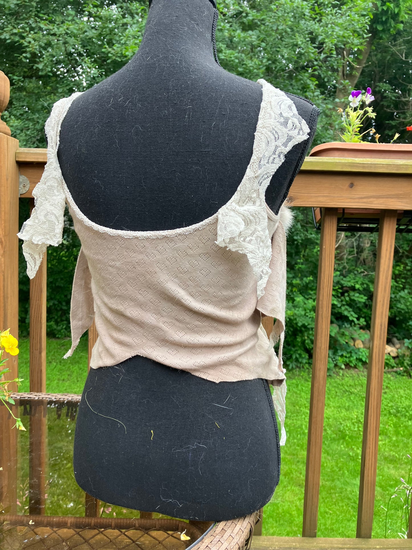cayote fur lace tank